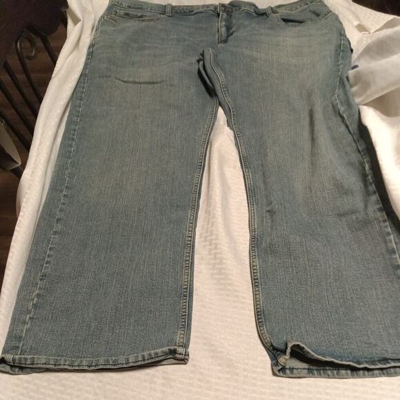 Levi's Other - Levi's Strauss Signature Gold Men's 48x30 Relaxed Fit Med. Wash Denim Blue Jeans